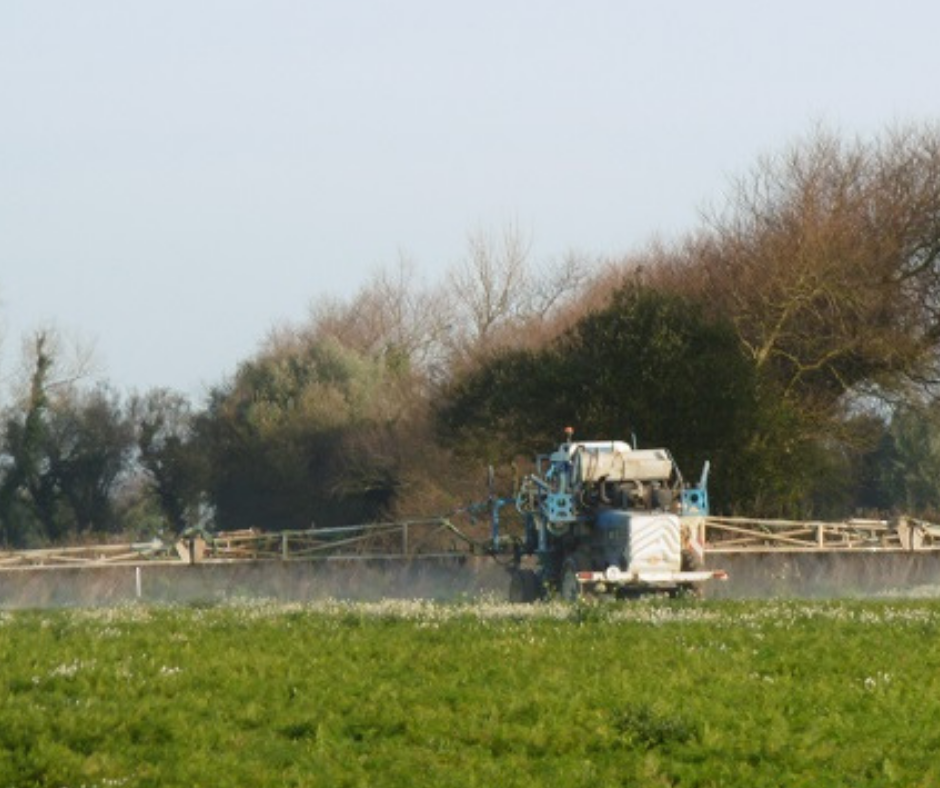 Pesticides | Charte riverains, le passage en force du gouvernement
